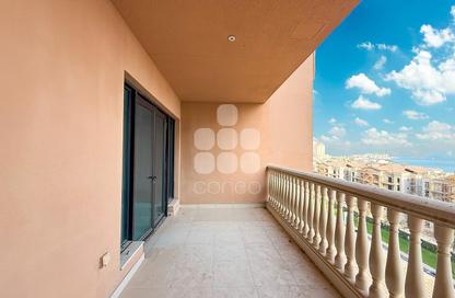 Apartment - 2 Bedrooms - 3 Bathrooms for rent in East Porto Drive - Porto Arabia - The Pearl Island - Doha