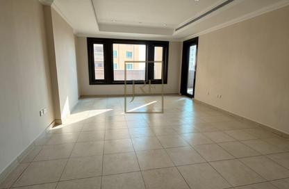 Apartment - 1 Bedroom - 3 Bathrooms for rent in East Porto Drive - Porto Arabia - The Pearl Island - Doha