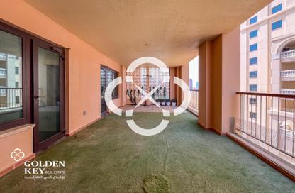 Apartment - 1 Bedroom - 2 Bathrooms for rent in West Porto Drive - Porto Arabia - The Pearl Island - Doha