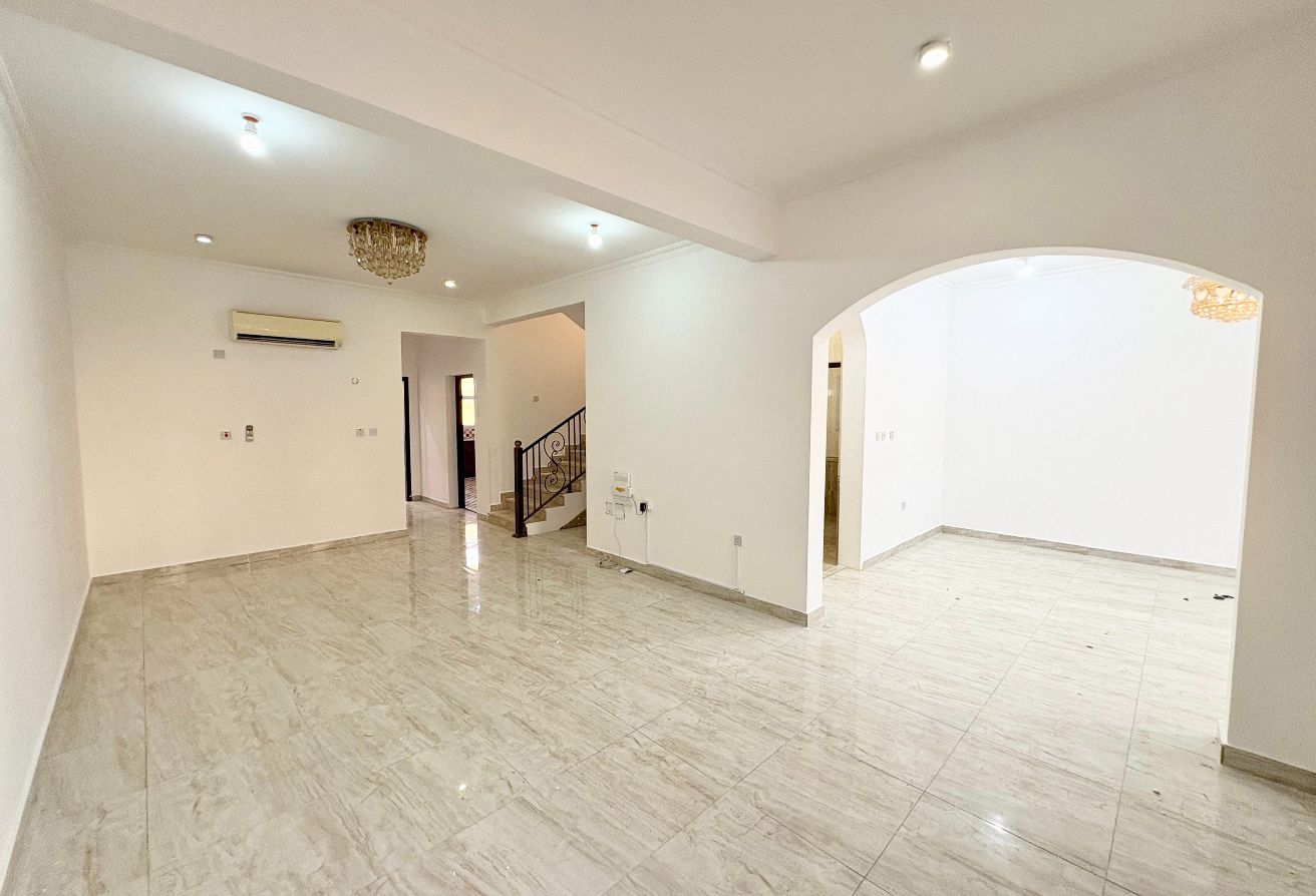 AFFORDABLE ATTACHED 6 BR VILLA | AL SAKHAMA