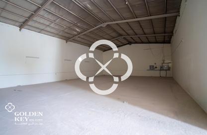 Warehouse - Studio for rent in Industrial Area 1 - Industrial Area - Doha