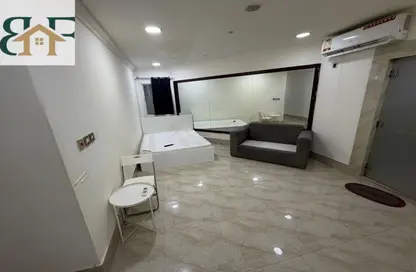 شقة - 1 حمام للايجار في ام غوالينا تجارية - ام غويلينا - أم غويلينا - الدوحة