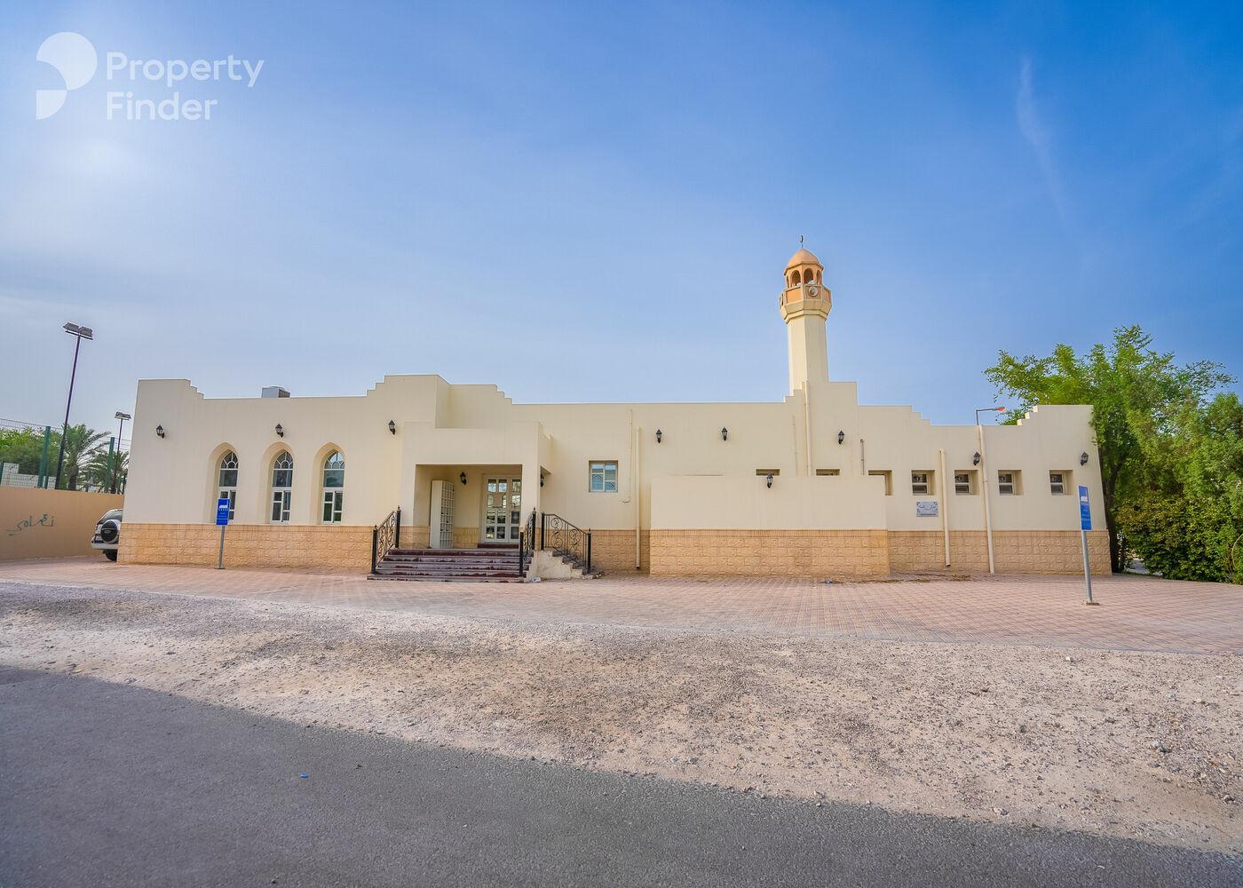 Land in Al Themaid – Build Your Vision Today!