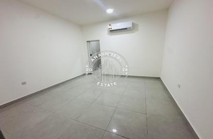 Villa - Studio - 1 Bathroom for rent in Al Nasr Street - Al Nasr - Doha Villa - Studio - 1 Bathroom for rent in Al Nasr Street - Al Nasr - Doha