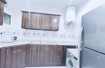 Apartment - 2 Bedrooms - 2 Bathrooms for rent in Al Mansoura - Al Mansoura - Doha