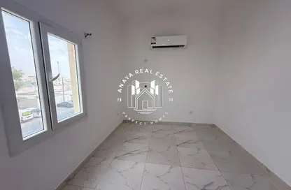 فيلا - غرفة نوم - 1 حمام للايجار في العزيزية - العزيزية - الدوحة