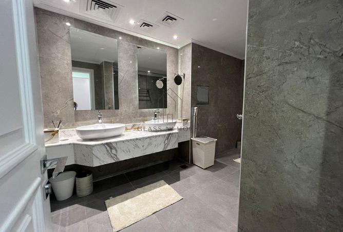 53009365 - Property Image 2