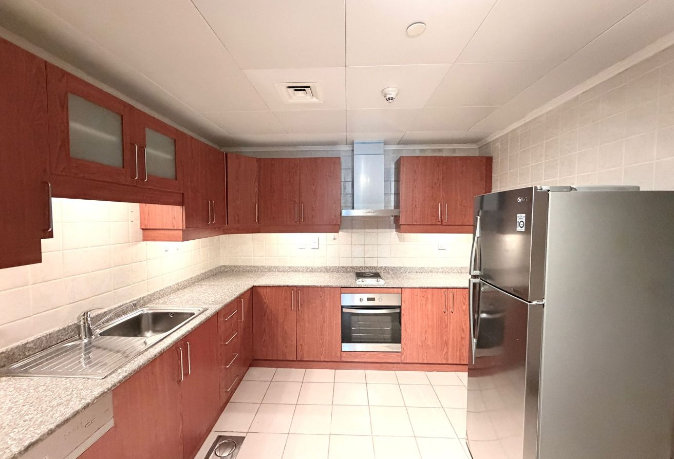 Marina view furnished 1bhk apartment with balcony thumbnail 16