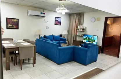 شقة - 2 غرف نوم - 2 حمامات للايجار في الغانم القديم - الغانم - الدوحة