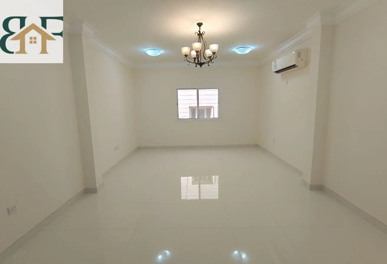 63753334 - Property Main Image
