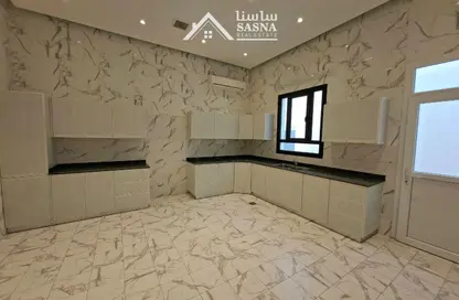 Villa for rent in Al Nuaija Street - Al Nuaija - Doha
