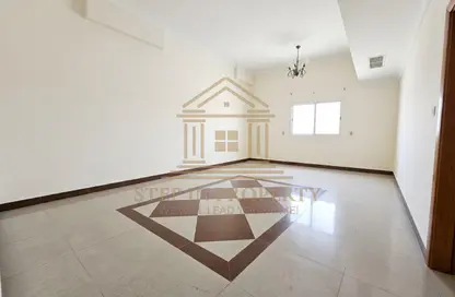 Apartment - 3 Bedrooms - 3 Bathrooms for rent in Al Sadd Road - Al Sadd - Doha