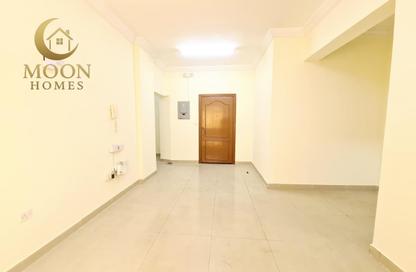 Apartment - 3 Bedrooms - 3 Bathrooms for rent in Al Mansoura - Al Mansoura - Doha Apartment - 3 Bedrooms - 3 Bathrooms for rent in Al Mansoura - Al Mansoura - Doha