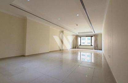 Apartment - Studio - 1 Bathroom for rent in East Porto Drive - Porto Arabia - The Pearl Island - Doha