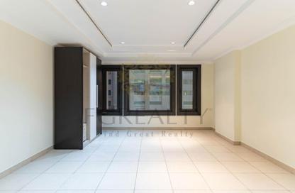 Apartment - Studio - 1 Bathroom for rent in West Porto Drive - Porto Arabia - The Pearl Island - Doha