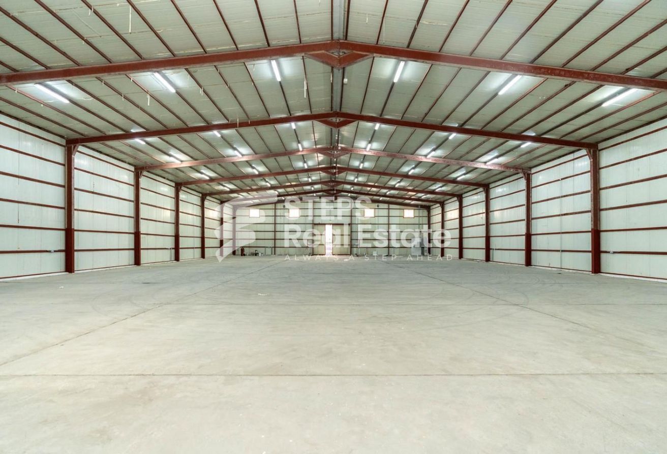 New Warehouse with Labor Rooms and Showrooms