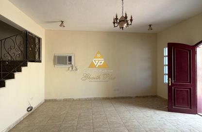 Villa - 4 Bedrooms - 5 Bathrooms for rent in Al Markhiya Street - Al Markhiya - Doha