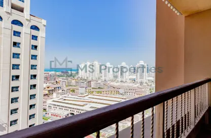 Apartment - 1 Bedroom - 2 Bathrooms for sale in East Porto Drive - Porto Arabia - The Pearl Island - Doha Apartment - 1 Bedroom - 2 Bathrooms for sale in East Porto Drive - Porto Arabia - The Pearl Island - Doha