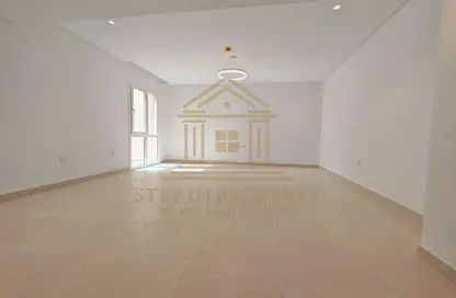 شقة - 2 غرف نوم - 3 حمامات للايجار في برج الخير - شارع الكورنيش - شارع الكورنيش - الدوحة