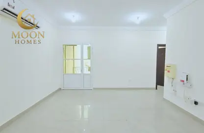 Apartment - 2 Bedrooms - 2 Bathrooms for rent in Muntazah 7 - Al Muntazah - Doha
