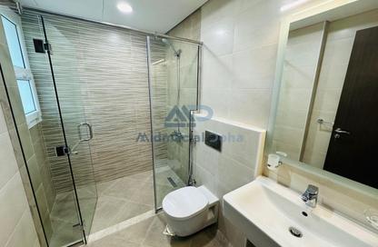 Apartment - 2 Bedrooms - 2 Bathrooms for rent in The Pearl Island - Doha