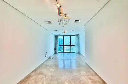 شقة - غرفة نوم - 2 حمامات للايجار في برج زجزاج  ا - أبراج زجزاج - الخليج الغربي - الدوحة