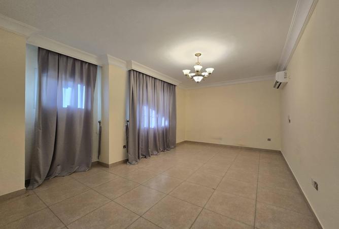 56615966 - Property Image 2