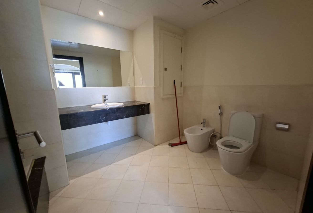 Luxury 1BR | Fully Furnished | 122 SQM | Porto Ara thumbnail 19