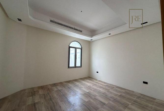 53473708 - Property Image 2