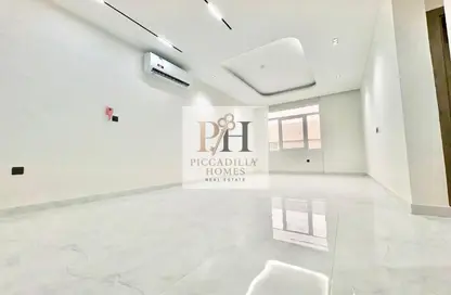 شقة - 2 غرف نوم - 3 حمامات للايجار في المسيلة - المسيلة - الدوحة