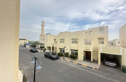 Villa - 4 Bedrooms - 3 Bathrooms for rent in Souk Al gharaffa - Al Gharrafa - Doha