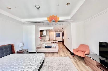 Apartment - Studio - 1 Bathroom for rent in Viva West - Viva Bahriyah - The Pearl Island - Doha