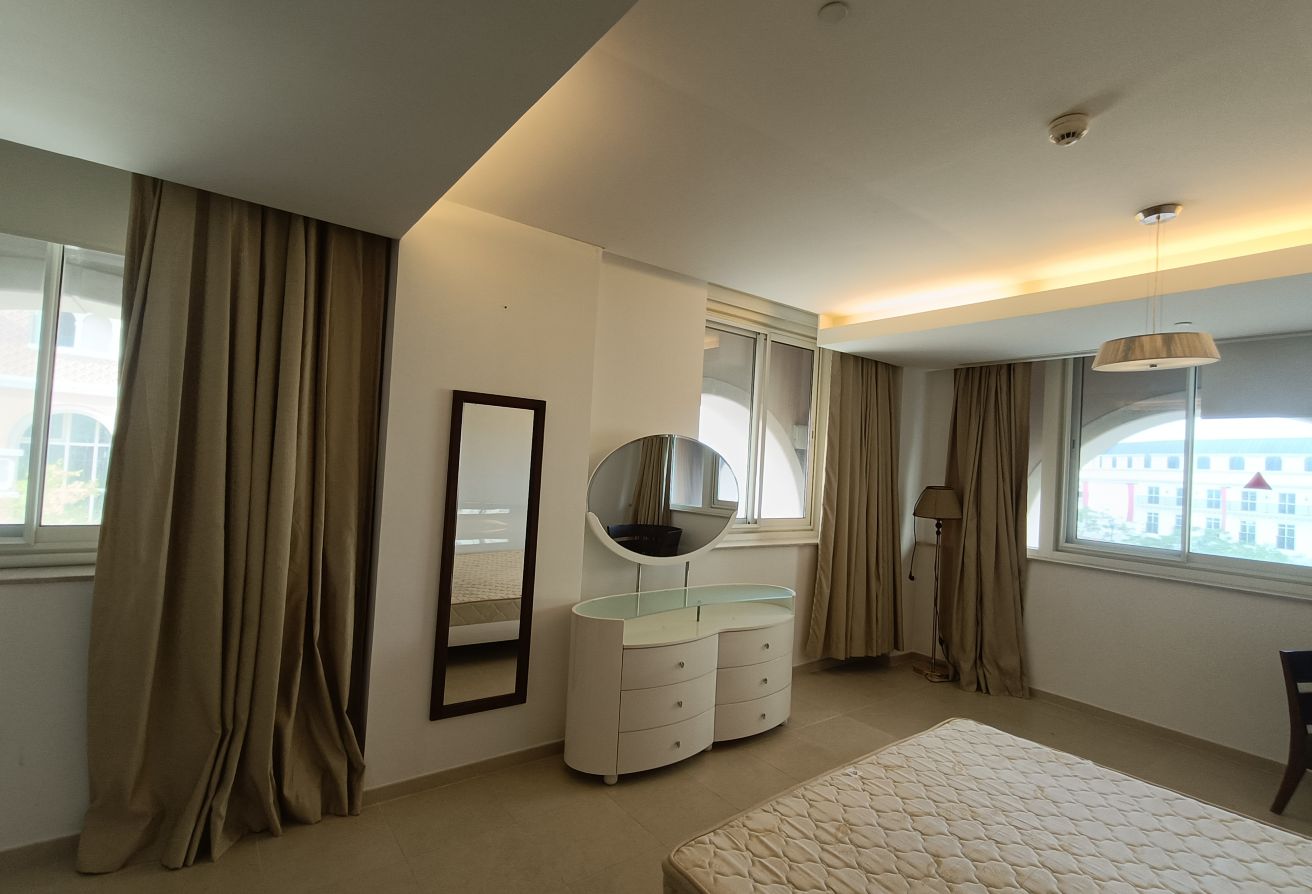 FULLY FURNISHED 1BHK|ONE MONTH FREE|BILLS INCLUDED thumbnail 5
