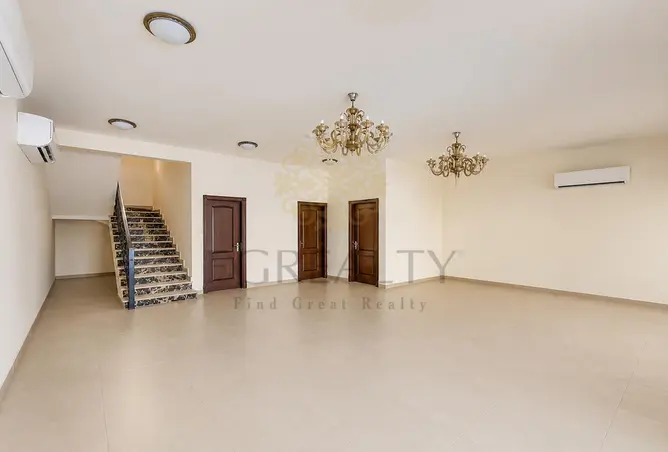 63305213 - Property Image 2