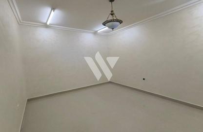 Villa - 3 Bedrooms - 3 Bathrooms for rent in Old Airport Road - Old Airport Road - Doha