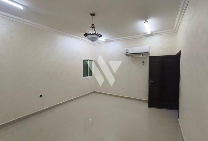 61223763 - Property Main Image