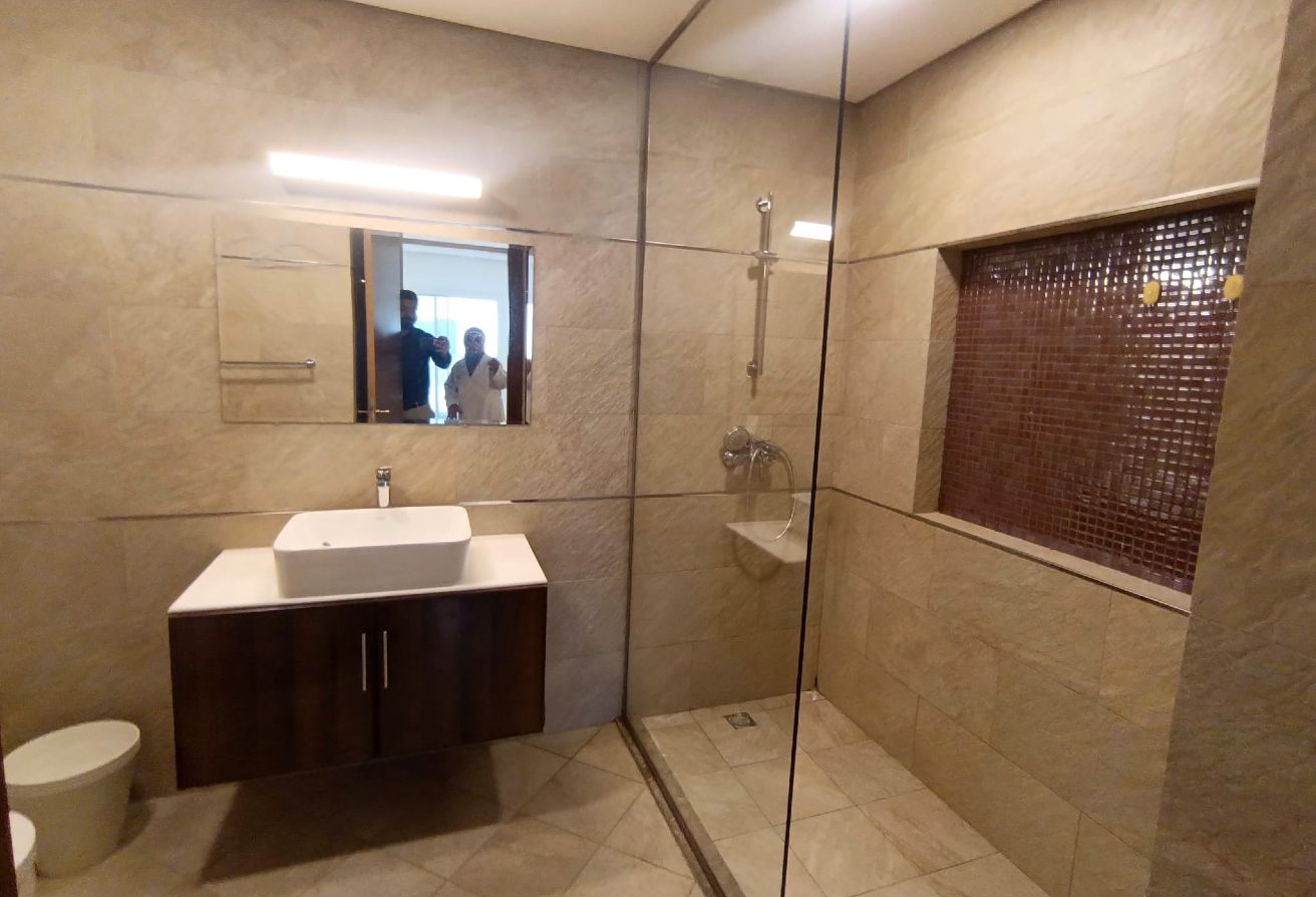 FULLY FURNISHED 2 BHK|INCLUDING BILLS|WITH BALCONY thumbnail 7