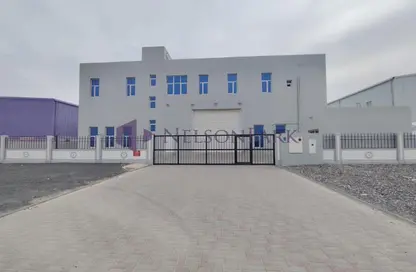 Warehouse - Studio - 2 Bathrooms for sale in Industrial Area 5 - Industrial Area - Industrial Area - Doha