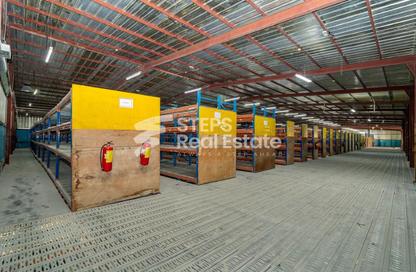 Warehouse - Studio - 1 Bathroom for rent in East Industrial Street - Birkat Al Awamer - Al Wakra