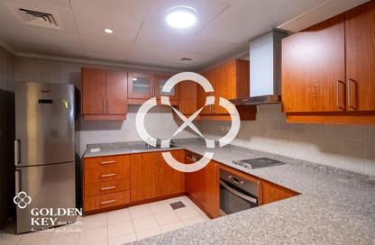 Apartment - 1 Bedroom - 2 Bathrooms for rent in West Porto Drive - Porto Arabia - The Pearl Island - Doha Apartment - 1 Bedroom - 2 Bathrooms for rent in West Porto Drive - Porto Arabia - The Pearl Island - Doha