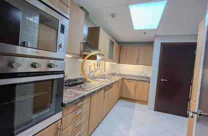 Apartment - 1 Bedroom - 1 Bathroom for rent in West Bay Tower - West Bay - West Bay - Doha