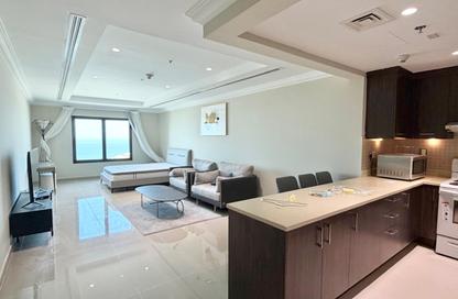 Apartment - Studio - 1 for rent in East Porto Drive - Porto Arabia - The Pearl Island - Doha