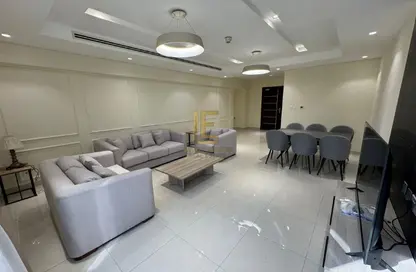 شقة - 3 غرف نوم - 3 حمامات للايجار في جنوب فوكس هيلس - فوكس هيلز - الوسيل