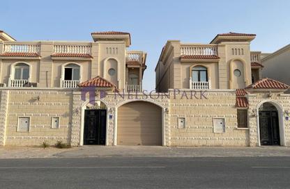 فيلا - 8 غرف نوم - 7 حمامات للايجار في أم صلال محمد - مدينة أم صلال - الدوحة