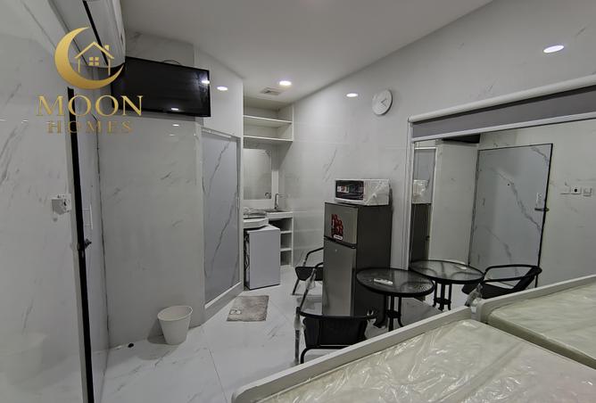 54009561 - Property Image 3