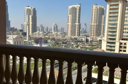 Apartment - 1 Bedroom - 2 Bathrooms for rent in Tower 5 - Porto Arabia - The Pearl Island - Doha