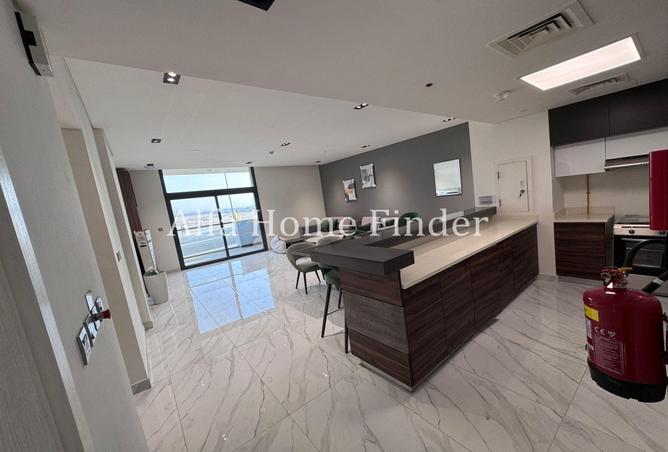 983412 - Property Image 2