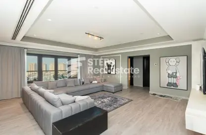 Apartment - 2 Bedrooms - 3 Bathrooms for sale in West Porto Drive - Porto Arabia - The Pearl Island - Doha