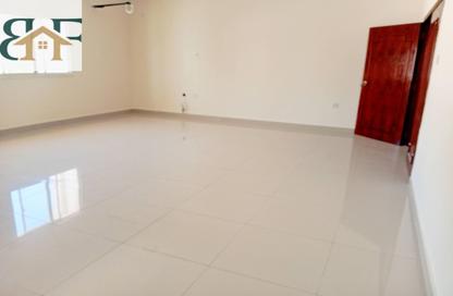 Apartment - 2 Bedrooms - 2 Bathrooms for rent in Al Mansoura - Al Mansoura - Doha