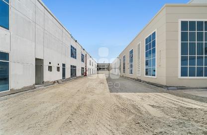 Warehouse - Studio - 3 Bathrooms for rent in East Industrial Street - Birkat Al Awamer - Al Wakra